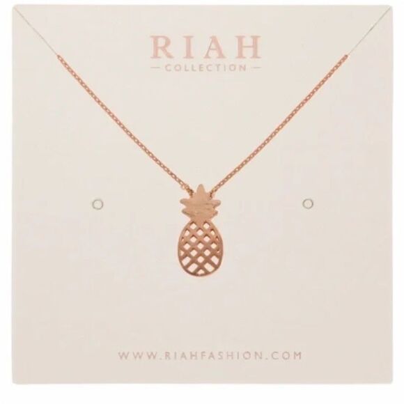Pineapple Pendant Necklace - Picture 1 of 4